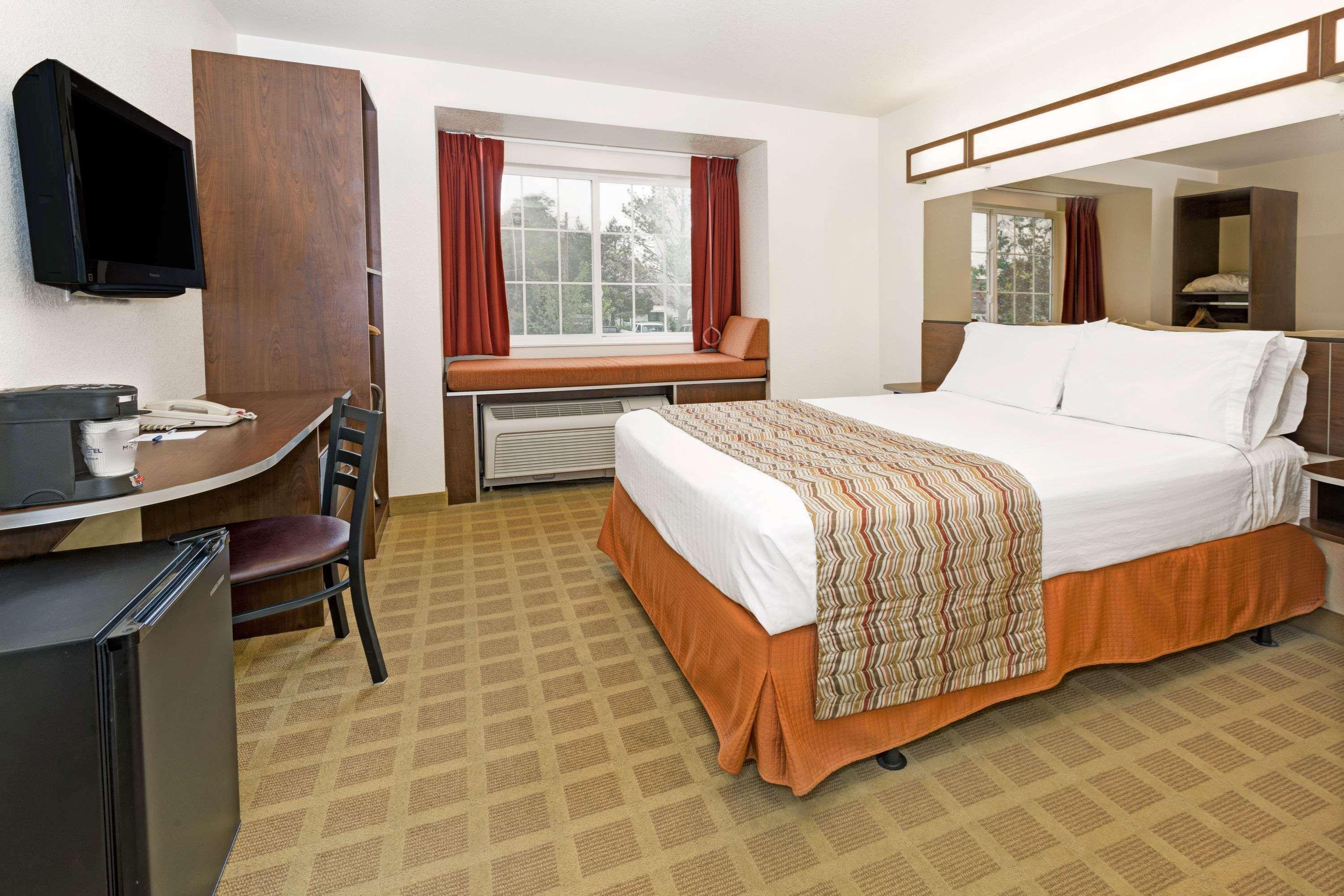 Microtel Inn & Suites Cheyenne Exterior foto